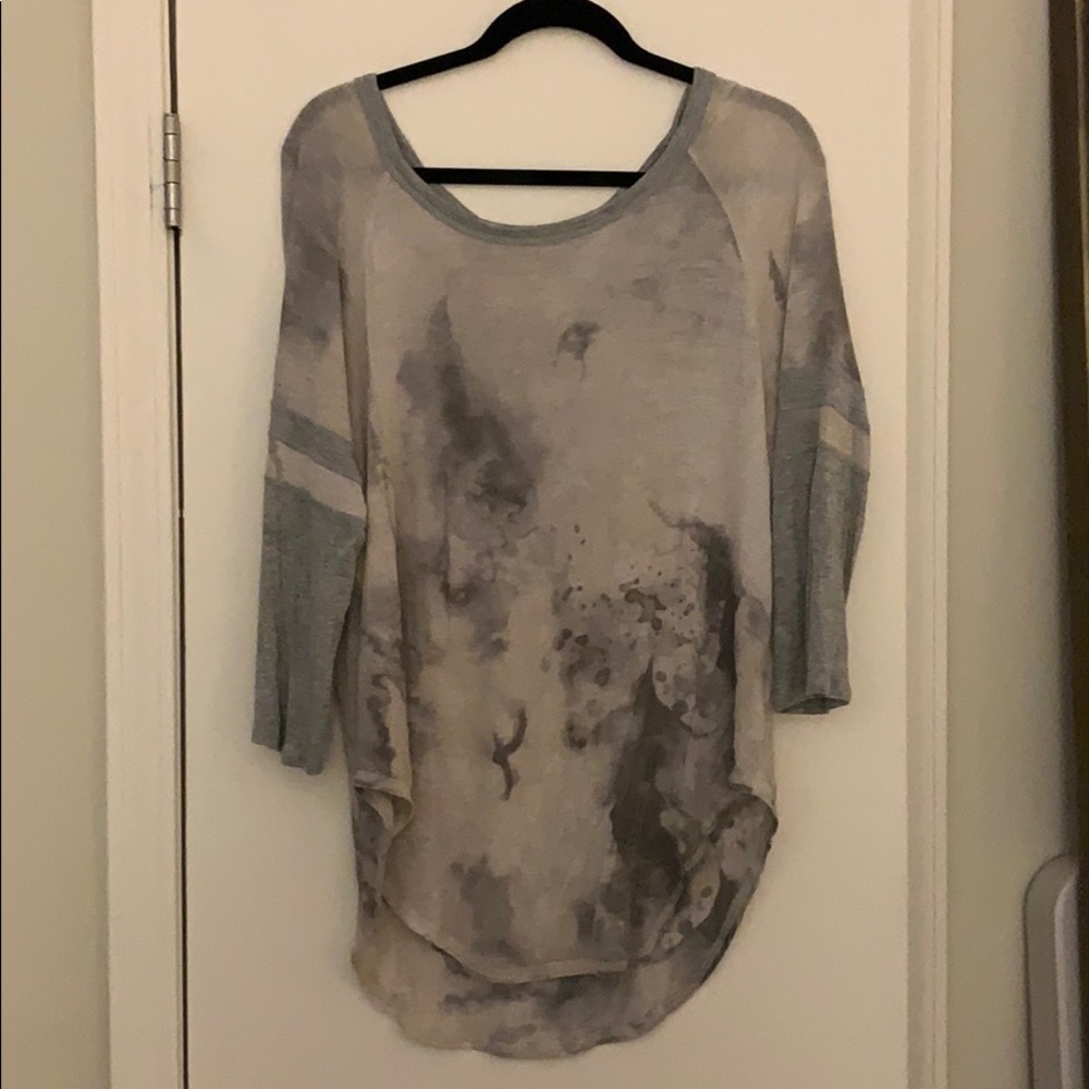 Cute light weight top